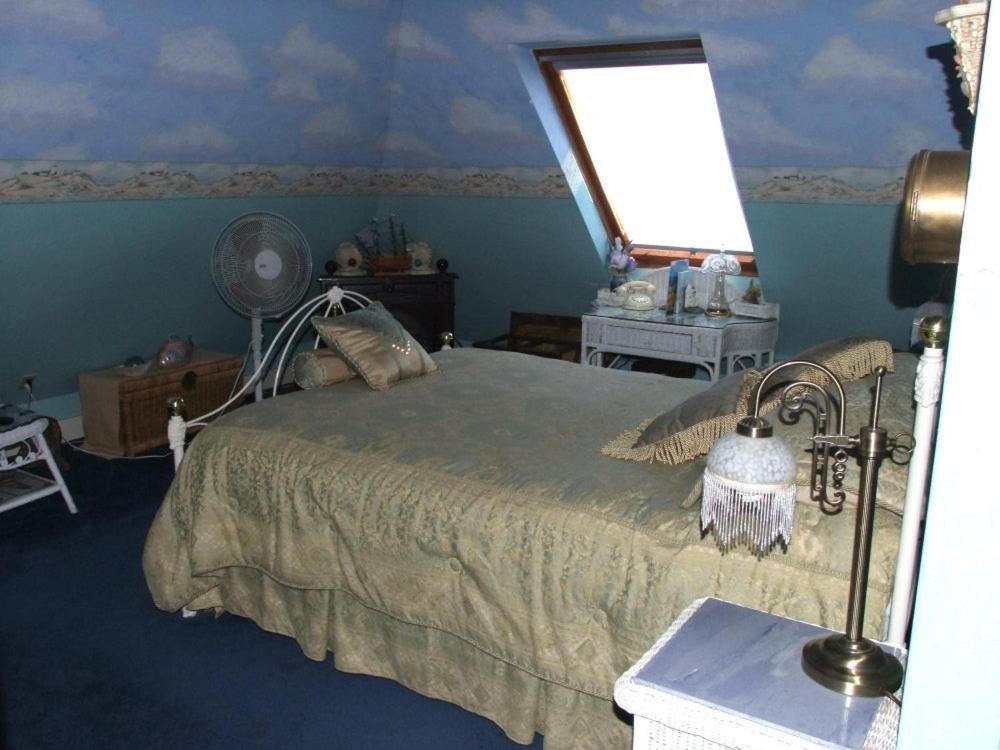 Robin'S Nest Bed & Breakfast San Andreas Room photo