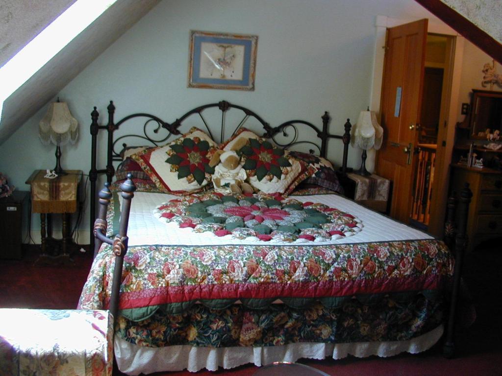 Robin'S Nest Bed & Breakfast San Andreas Room photo