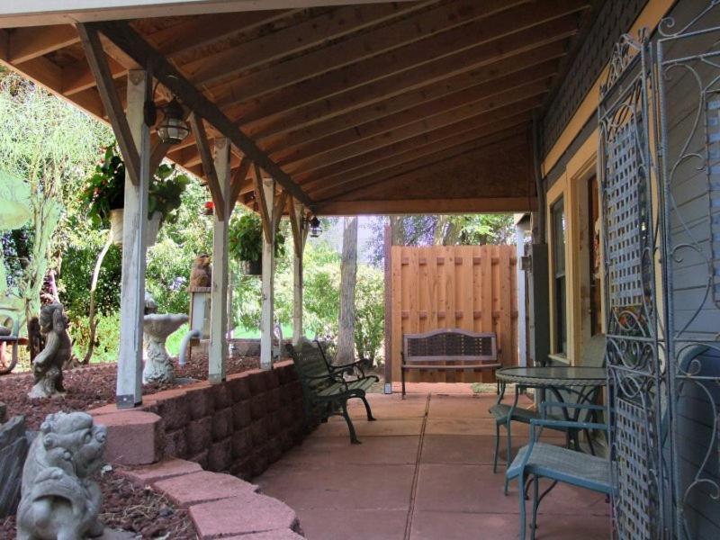 Robin'S Nest Bed & Breakfast San Andreas Room photo