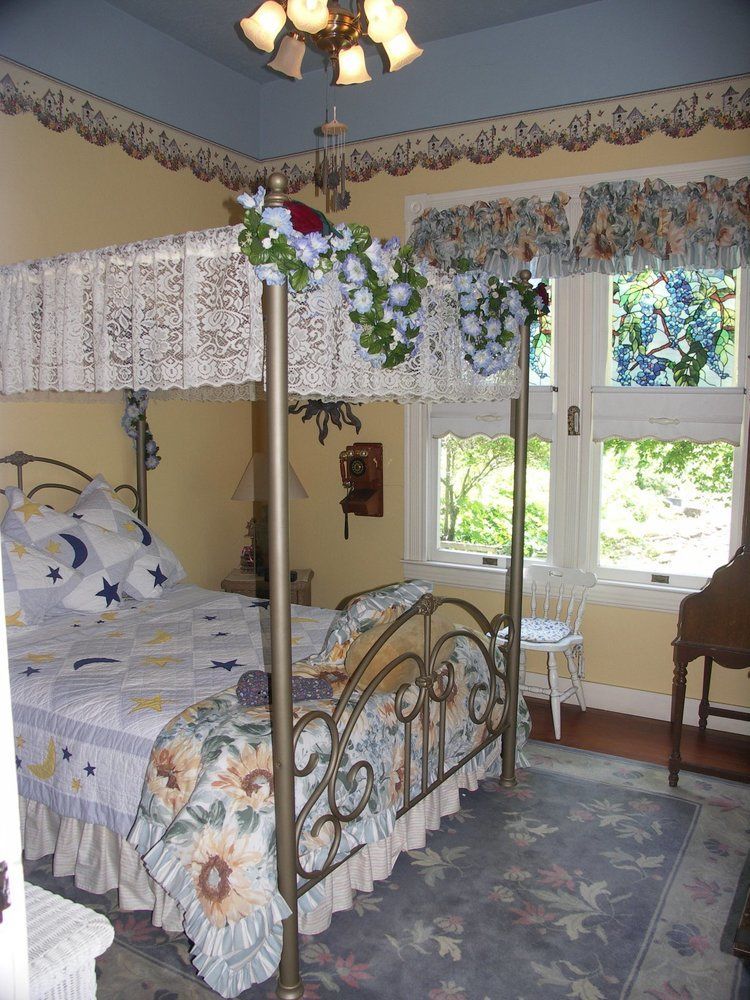 Robin'S Nest Bed & Breakfast San Andreas Exterior photo