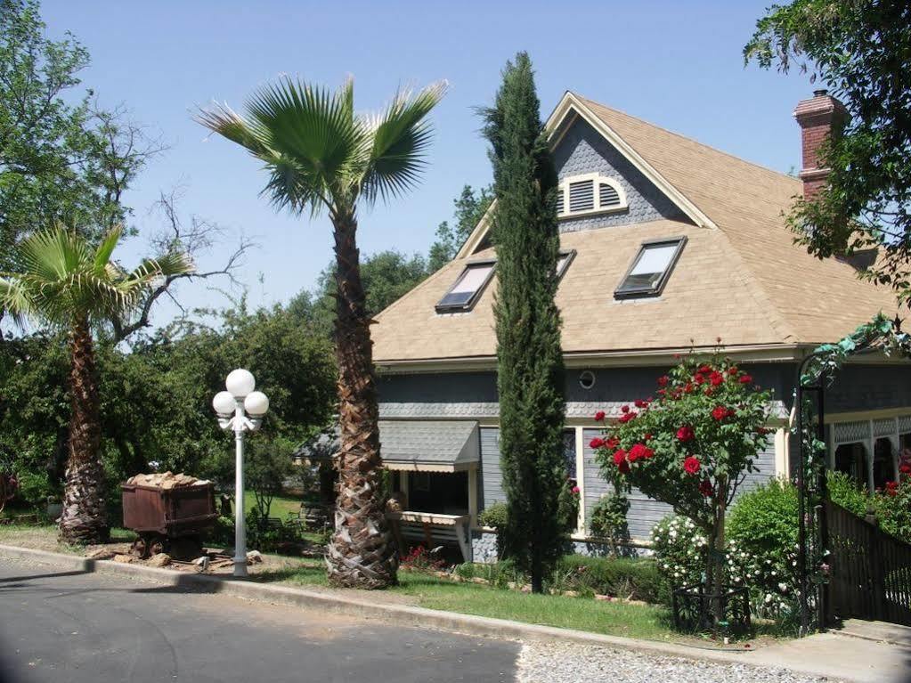 Robin'S Nest Bed & Breakfast San Andreas Exterior photo