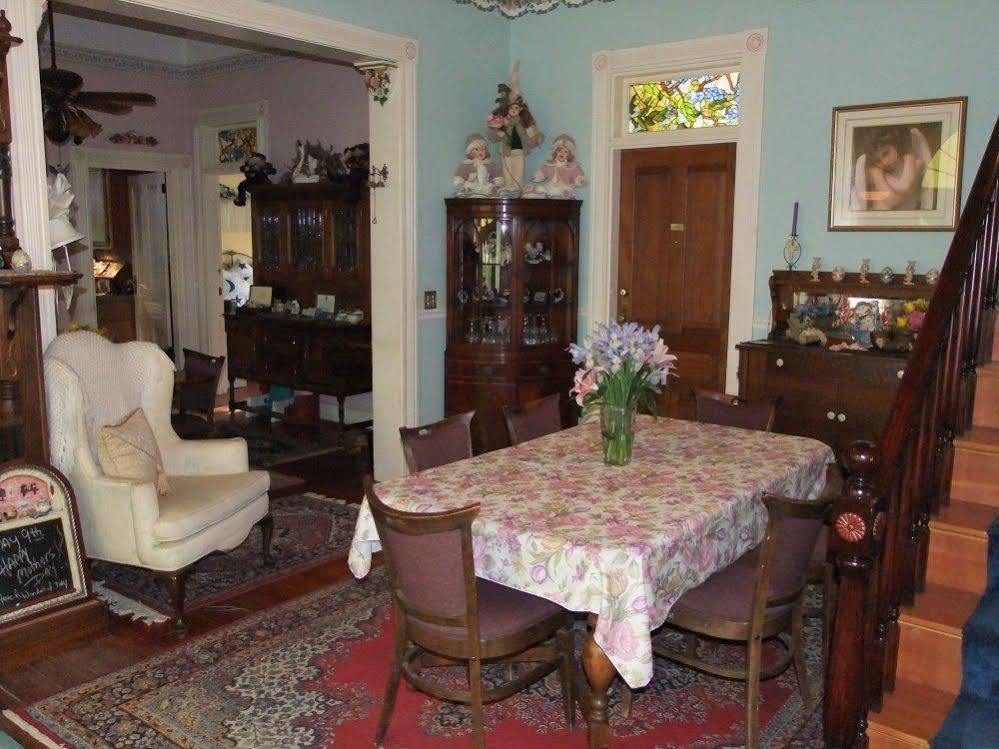 Robin'S Nest Bed & Breakfast San Andreas Exterior photo